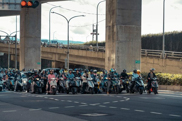 Quel est l'impact des sièges ergonomiques sur la prévention des maux de dos lors de longs trajets en voiture?